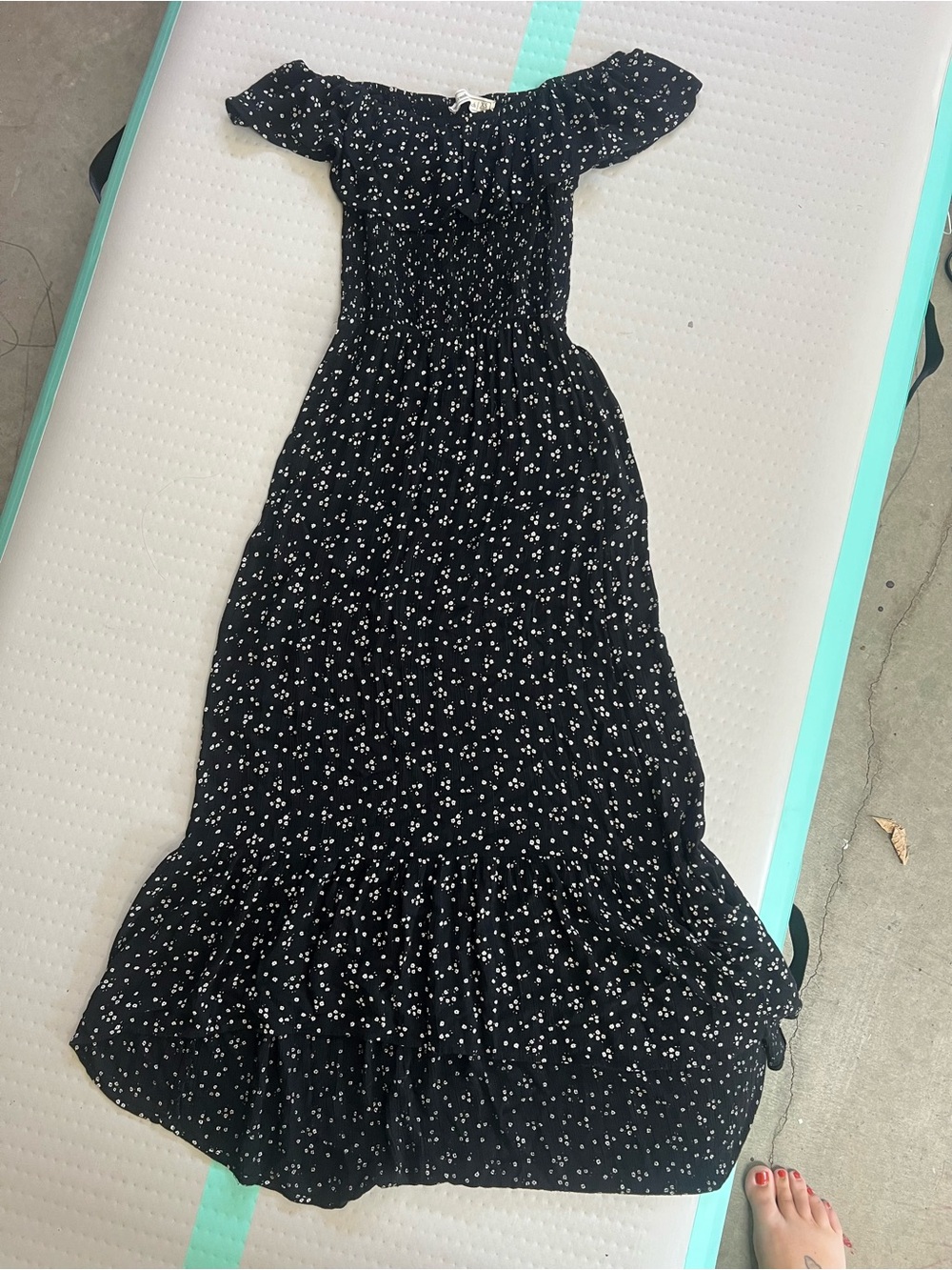 Abercrombie & Fitch Black One-Shoulder Floral Maxi Dress